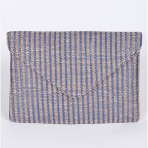 STRAW CLUTCH (Blue and Beige)